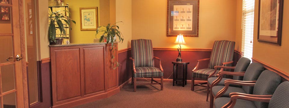 Photo of Dr. Tartaglione's comfortable waiting room